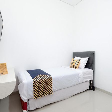 Spot On 2026 Arta Residence Semarang Kültér fotó