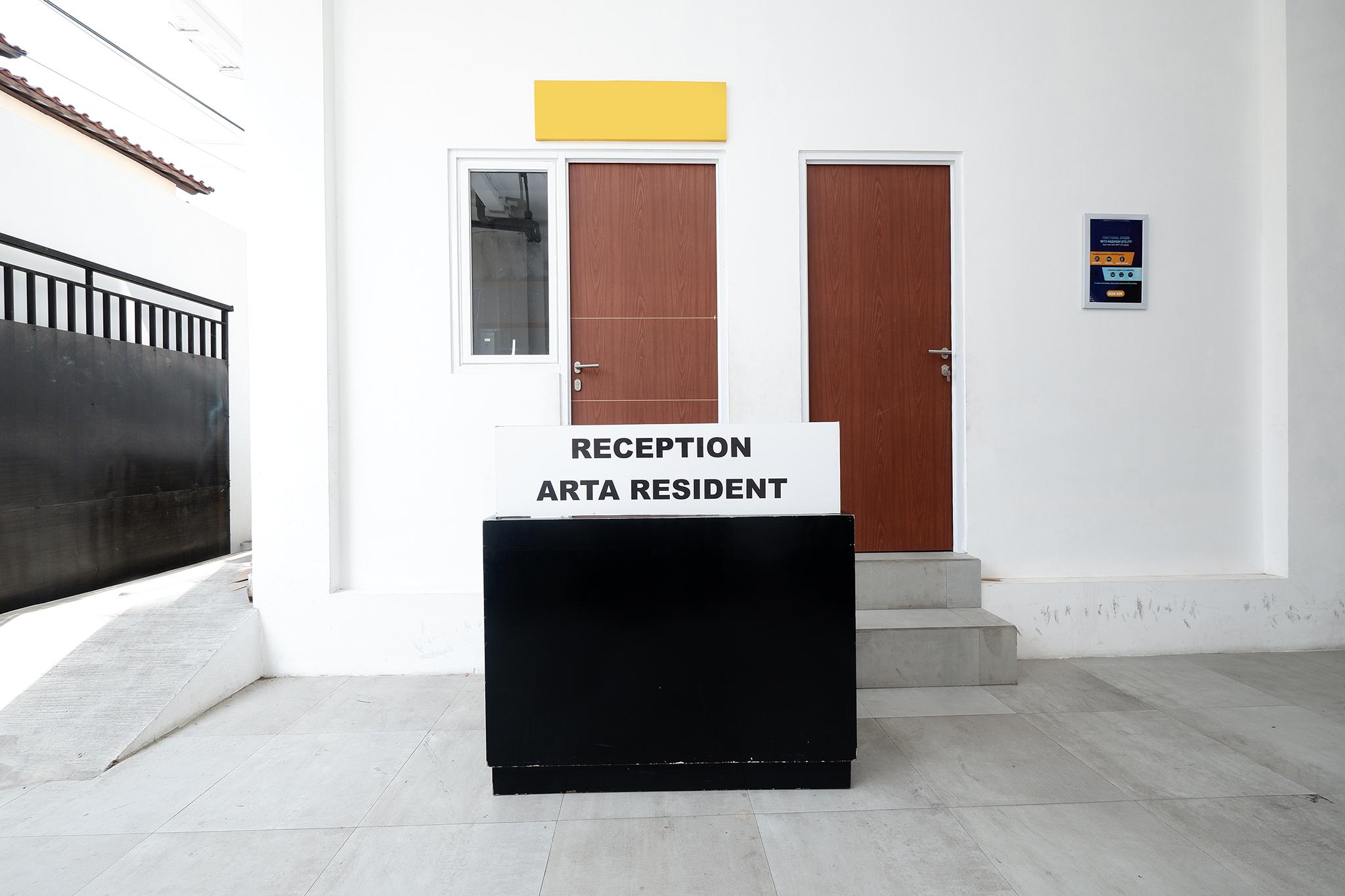 Spot On 2026 Arta Residence Semarang Kültér fotó