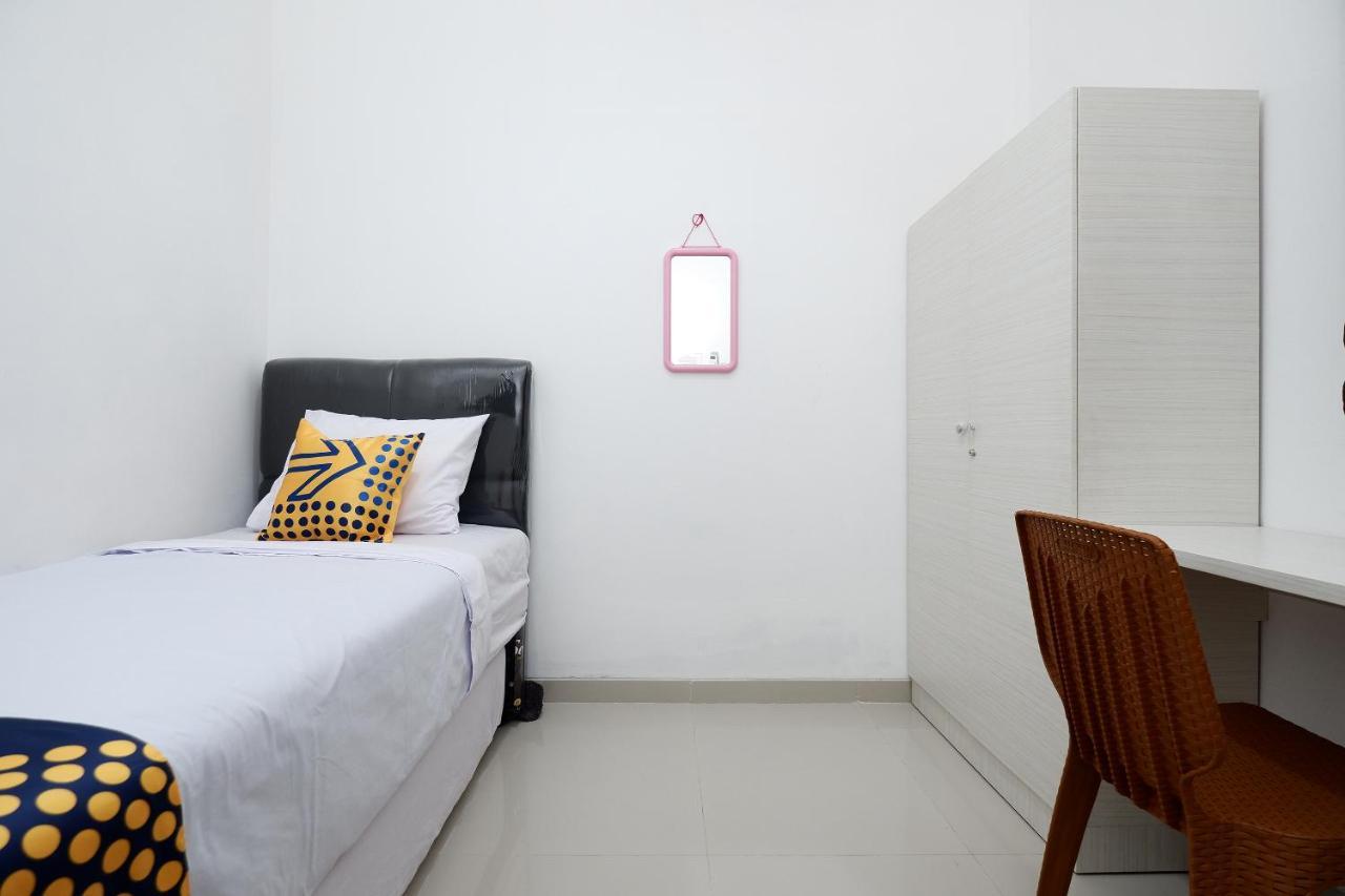 Spot On 2026 Arta Residence Semarang Kültér fotó